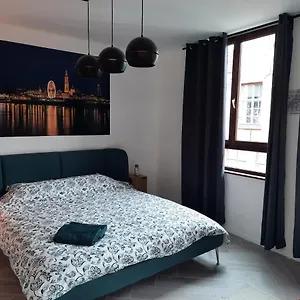 Apartment Center In Quiet Street & Airco Antwerpen